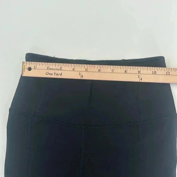 Lululemon Anew Crop Leggings Black Luxtreme Workout Pants 4 laser cut detail - Picture 6 of 10